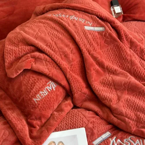 Cheap Yves Saint Laurent YSL Bedding #1409332 Replica Wholesale [$150.00 USD] [ITEM#1409332] on Replica Yves Saint Laurent YSL Bedding