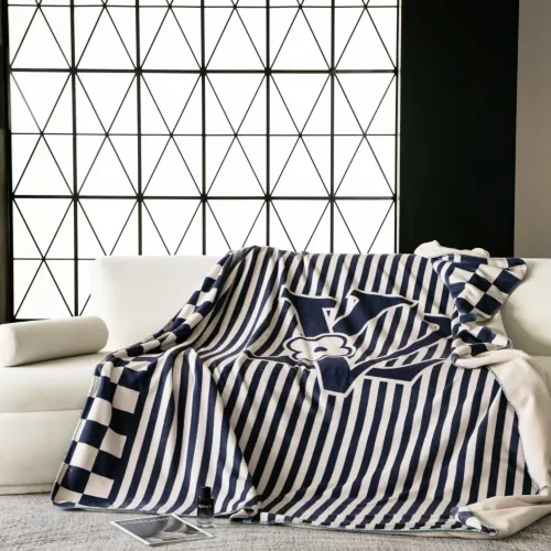 Louis Vuitton LV Blanket #1409398