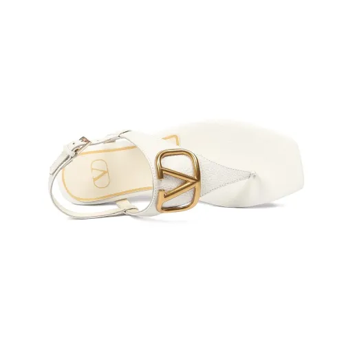 Cheap Valentino Sandal For Women #1409749 Replica Wholesale [$88.00 USD] [ITEM#1409749] on Replica Valentino Sandal
