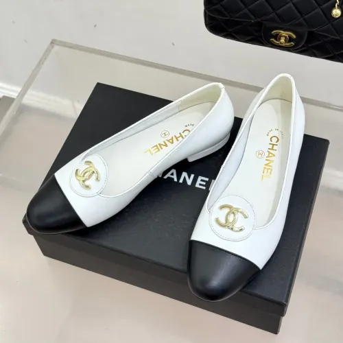 Chanel Flat Shoes For Women #1409897