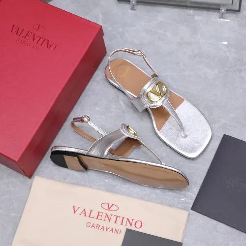 Cheap Valentino Sandal For Women #1409957 Replica Wholesale [$102.00 USD] [ITEM#1409957] on Replica Valentino Sandal