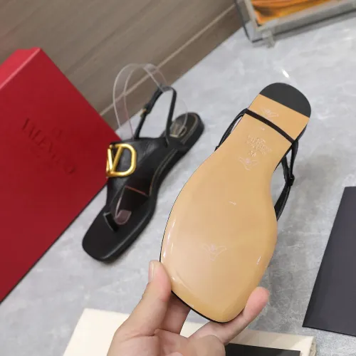 Cheap Valentino Sandal For Women #1409962 Replica Wholesale [$102.00 USD] [ITEM#1409962] on Replica Valentino Sandal