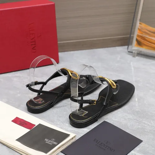 Cheap Valentino Sandal For Women #1409962 Replica Wholesale [$102.00 USD] [ITEM#1409962] on Replica Valentino Sandal