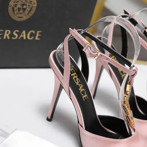 Cheap Versace Sandal For Women #1409972 Replica Wholesale [$115.00 USD] [ITEM#1409972] on Replica Versace Sandal