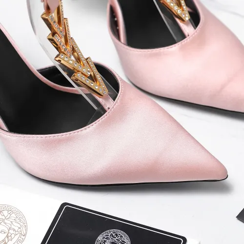 Cheap Versace Sandal For Women #1409972 Replica Wholesale [$115.00 USD] [ITEM#1409972] on Replica Versace Sandal