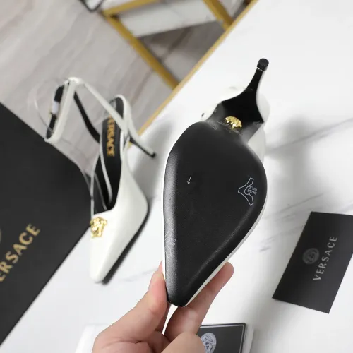 Cheap Versace Sandal For Women #1409987 Replica Wholesale [$118.00 USD] [ITEM#1409987] on Replica Versace Sandal