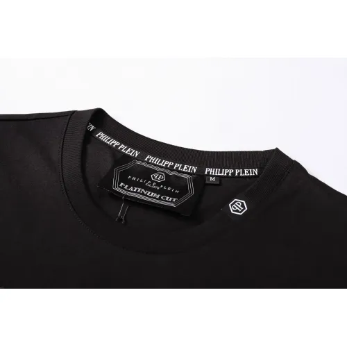 Cheap Philipp Plein PP T-Shirts Short Sleeved For Men #1410128 Replica Wholesale [$27.00 USD] [ITEM#1410128] on Replica Philipp Plein PP T-Shirts