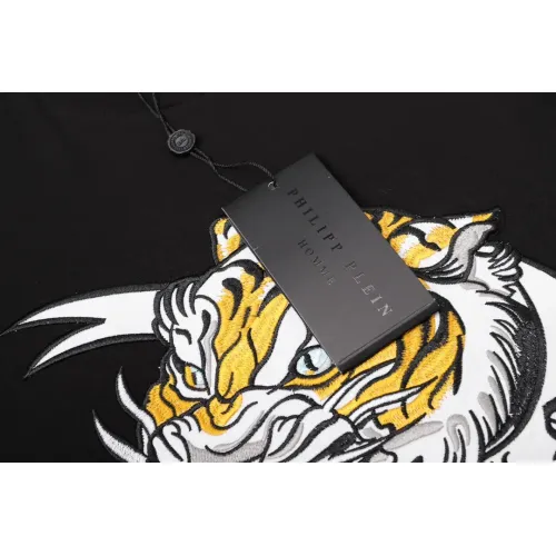 Cheap Philipp Plein PP T-Shirts Short Sleeved For Men #1410134 Replica Wholesale [$27.00 USD] [ITEM#1410134] on Replica Philipp Plein PP T-Shirts