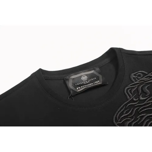 Cheap Philipp Plein PP T-Shirts Short Sleeved For Men #1410144 Replica Wholesale [$27.00 USD] [ITEM#1410144] on Replica Philipp Plein PP T-Shirts