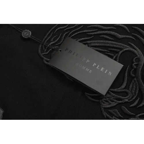 Cheap Philipp Plein PP T-Shirts Short Sleeved For Men #1410144 Replica Wholesale [$27.00 USD] [ITEM#1410144] on Replica Philipp Plein PP T-Shirts