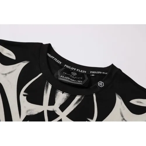 Cheap Philipp Plein PP T-Shirts Short Sleeved For Men #1410158 Replica Wholesale [$27.00 USD] [ITEM#1410158] on Replica Philipp Plein PP T-Shirts
