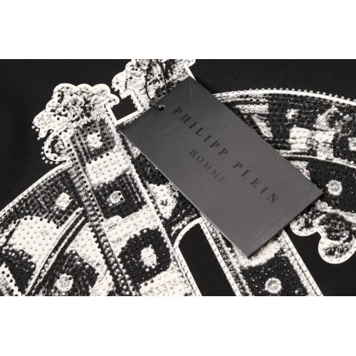 Cheap Philipp Plein PP T-Shirts Short Sleeved For Men #1410162 Replica Wholesale [$27.00 USD] [ITEM#1410162] on Replica Philipp Plein PP T-Shirts