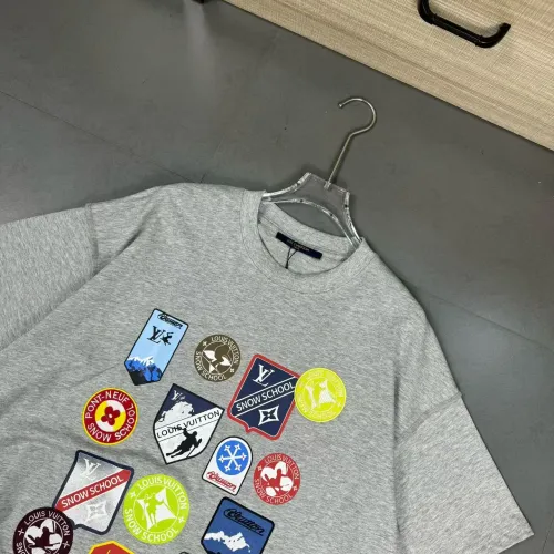 Cheap Louis Vuitton LV T-Shirts Short Sleeved For Unisex #1410164 Replica Wholesale [$32.00 USD] [ITEM#1410164] on Replica Louis Vuitton LV T-Shirts