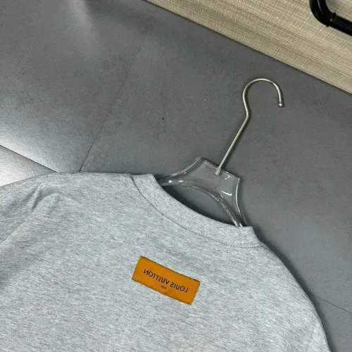 Cheap Louis Vuitton LV T-Shirts Short Sleeved For Unisex #1410164 Replica Wholesale [$32.00 USD] [ITEM#1410164] on Replica Louis Vuitton LV T-Shirts