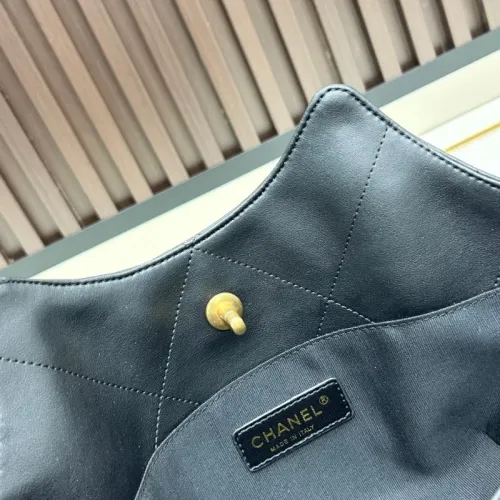 Cheap Chanel AAA Quality Shoulder Bags For Women #1410833 Replica Wholesale [$88.00 USD] [ITEM#1410833] on Replica Chanel AAA Quality Shoulder Bags