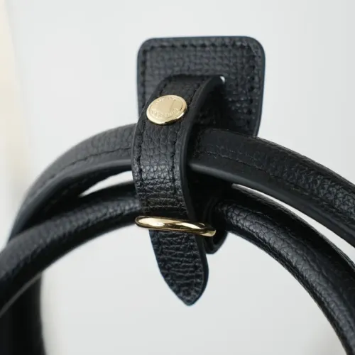 Cheap Burberry AAA Quality Handbags For Women #1410909 Replica Wholesale [$102.00 USD] [ITEM#1410909] on Replica Burberry AAA Quality Handbags