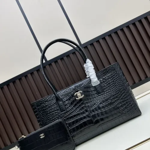 Chanel AAA Quality Handbags For Women #1410924