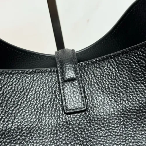 Cheap Yves Saint Laurent YSL AAA Quality Shoulder Bags For Women #1411075 Replica Wholesale [$220.00 USD] [ITEM#1411075] on Replica Yves Saint Laurent YSL AAA Quality Shoulder Bags