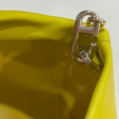 Cheap Christian Dior AAA Quality Messenger Bags For Women #1411463 Replica Wholesale [$102.00 USD] [ITEM#1411463] on Replica Christian Dior AAA Quality Messenger Bags