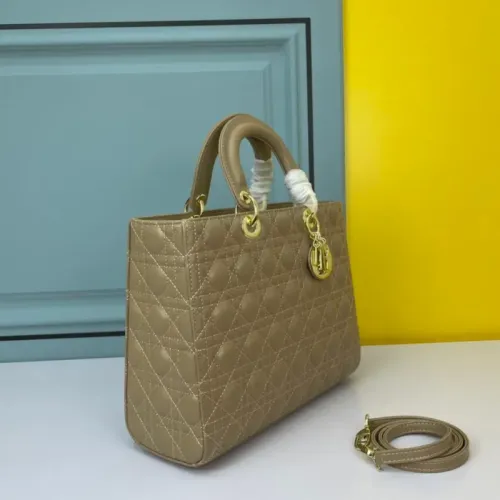 Cheap Christian Dior AAA Quality Handbags For Women #1411648 Replica Wholesale [$85.00 USD] [ITEM#1411648] on Replica Christian Dior AAA Quality Handbags