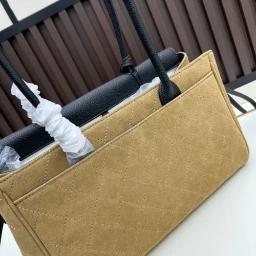 Cheap Chanel AAA Quality Handbags For Women #1411690 Replica Wholesale [$108.00 USD] [ITEM#1411690] on Replica Chanel AAA Quality Handbags