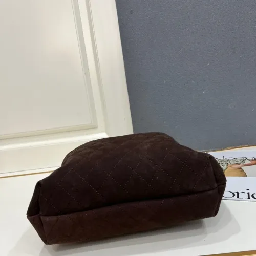 Cheap Chanel AAA Quality Handbags For Women #1411699 Replica Wholesale [$82.00 USD] [ITEM#1411699] on Replica Chanel AAA Quality Handbags