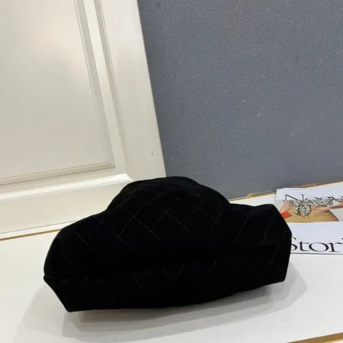 Cheap Chanel AAA Quality Handbags For Women #1411703 Replica Wholesale [$82.00 USD] [ITEM#1411703] on Replica Chanel AAA Quality Handbags