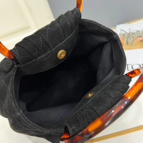 Cheap Chanel AAA Quality Handbags For Women #1411703 Replica Wholesale [$82.00 USD] [ITEM#1411703] on Replica Chanel AAA Quality Handbags