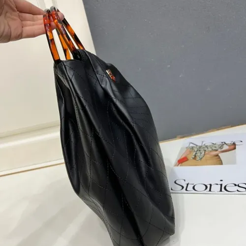 Cheap Chanel AAA Quality Handbags For Women #1411713 Replica Wholesale [$82.00 USD] [ITEM#1411713] on Replica Chanel AAA Quality Handbags