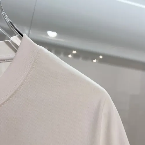 Cheap Louis Vuitton LV T-Shirts Short Sleeved For Unisex #1411788 Replica Wholesale [$45.00 USD] [ITEM#1411788] on Replica Louis Vuitton LV T-Shirts