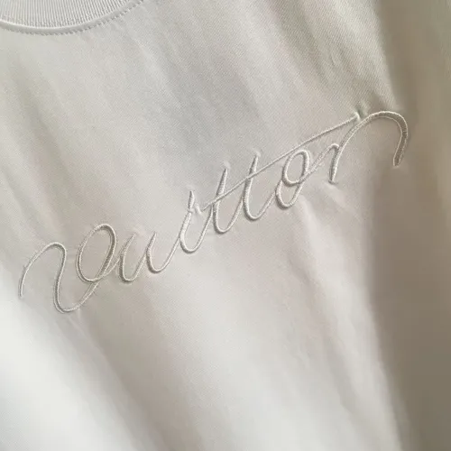 Cheap Louis Vuitton LV T-Shirts Short Sleeved For Unisex #1411796 Replica Wholesale [$45.00 USD] [ITEM#1411796] on Replica Louis Vuitton LV T-Shirts