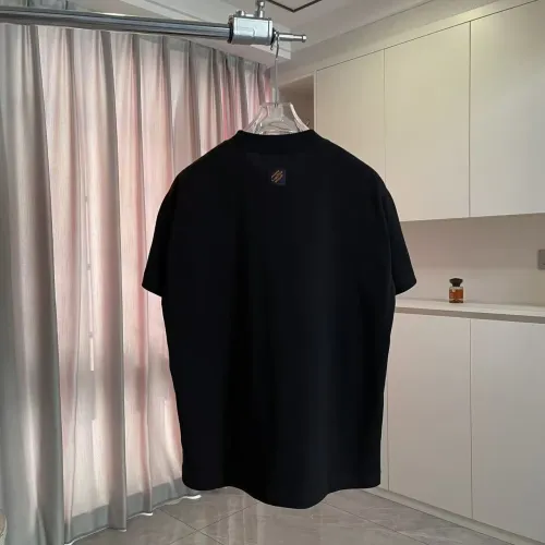 Cheap Louis Vuitton LV T-Shirts Short Sleeved For Unisex #1411797 Replica Wholesale [$45.00 USD] [ITEM#1411797] on Replica Louis Vuitton LV T-Shirts