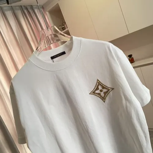 Cheap Louis Vuitton LV T-Shirts Short Sleeved For Unisex #1411802 Replica Wholesale [$48.00 USD] [ITEM#1411802] on Replica Louis Vuitton LV T-Shirts