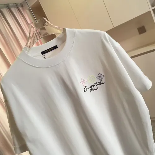 Cheap Louis Vuitton LV T-Shirts Short Sleeved For Unisex #1411885 Replica Wholesale [$45.00 USD] [ITEM#1411885] on Replica Louis Vuitton LV T-Shirts