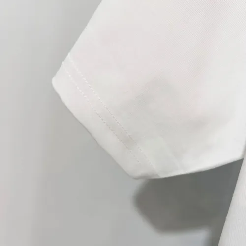 Cheap Burberry T-Shirts Short Sleeved For Unisex #1412016 Replica Wholesale [$45.00 USD] [ITEM#1412016] on Replica Burberry T-Shirts