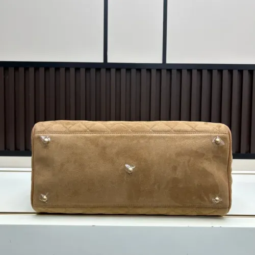 Cheap Chanel AAA Quality Handbags For Women #1412028 Replica Wholesale [$115.00 USD] [ITEM#1412028] on Replica Chanel AAA Quality Handbags