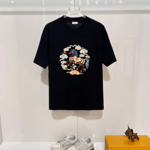 Christian Dior T-Shirts Short Sleeved For Unisex #1412119