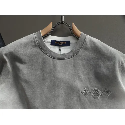 Cheap Louis Vuitton LV T-Shirts Short Sleeved For Unisex #1412142 Replica Wholesale [$52.00 USD] [ITEM#1412142] on Replica Louis Vuitton LV T-Shirts