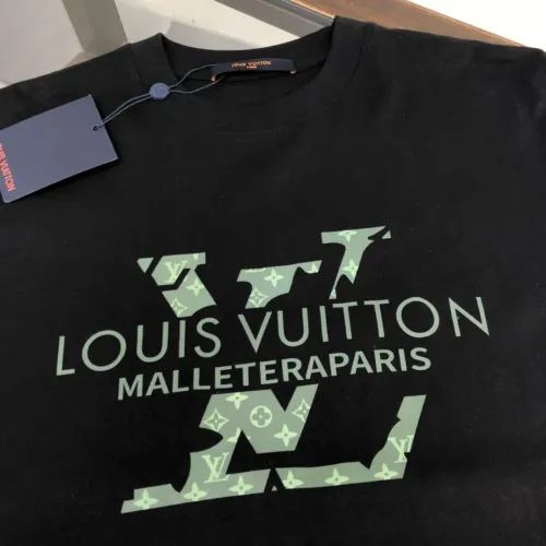 Cheap Louis Vuitton LV T-Shirts Short Sleeved For Men #1412148 Replica Wholesale [$42.00 USD] [ITEM#1412148] on Replica Louis Vuitton LV T-Shirts