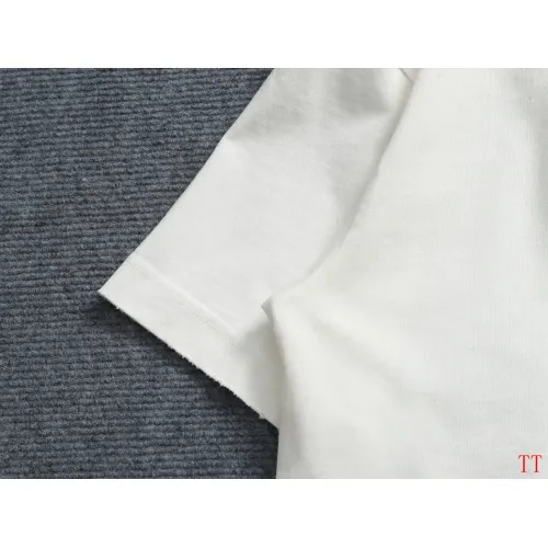 Cheap Gucci T-Shirts Short Sleeved For Unisex #1412209 Replica Wholesale [$45.00 USD] [ITEM#1412209] on Replica Gucci T-Shirts