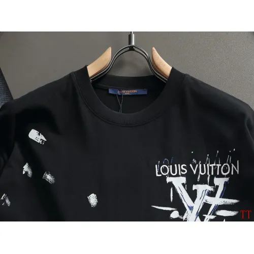 Cheap Louis Vuitton LV T-Shirts Short Sleeved For Unisex #1412227 Replica Wholesale [$40.00 USD] [ITEM#1412227] on Replica Louis Vuitton LV T-Shirts
