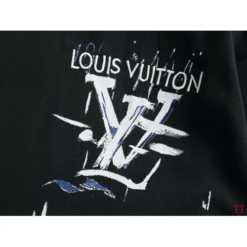 Cheap Louis Vuitton LV T-Shirts Short Sleeved For Unisex #1412227 Replica Wholesale [$40.00 USD] [ITEM#1412227] on Replica Louis Vuitton LV T-Shirts