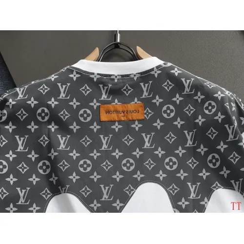 Cheap Louis Vuitton LV T-Shirts Short Sleeved For Unisex #1412233 Replica Wholesale [$40.00 USD] [ITEM#1412233] on Replica Louis Vuitton LV T-Shirts