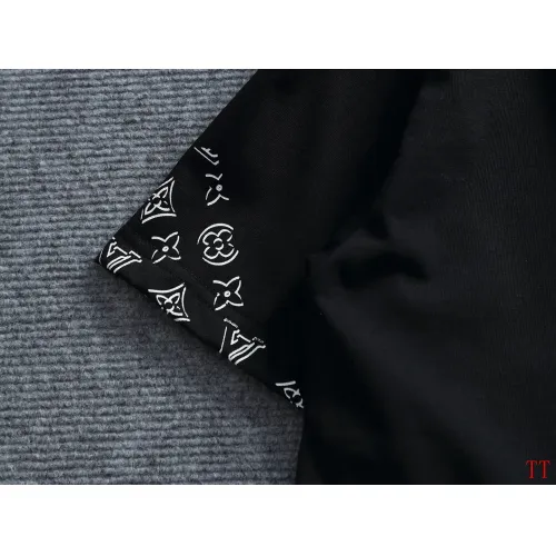 Cheap Louis Vuitton LV T-Shirts Short Sleeved For Unisex #1412236 Replica Wholesale [$40.00 USD] [ITEM#1412236] on Replica Louis Vuitton LV T-Shirts