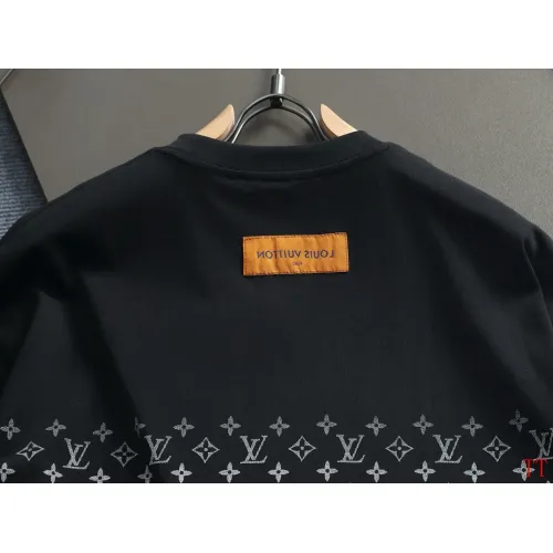 Cheap Louis Vuitton LV T-Shirts Short Sleeved For Unisex #1412246 Replica Wholesale [$40.00 USD] [ITEM#1412246] on Replica Louis Vuitton LV T-Shirts