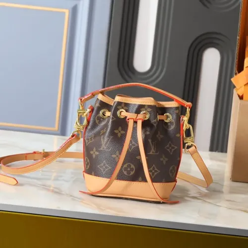 Louis Vuitton Messenger Bags For Women #1412299
