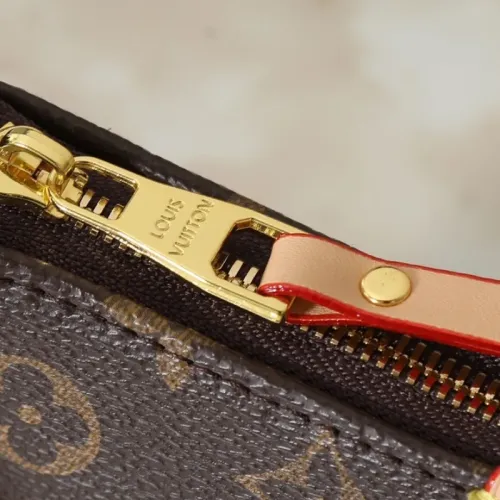 Cheap Louis Vuitton Messenger Bags For Women #1412303 Replica Wholesale [$45.00 USD] [ITEM#1412303] on Replica Louis Vuitton Messenger Bags