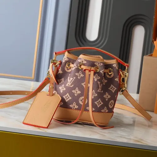 Louis Vuitton Messenger Bags For Women #1412316