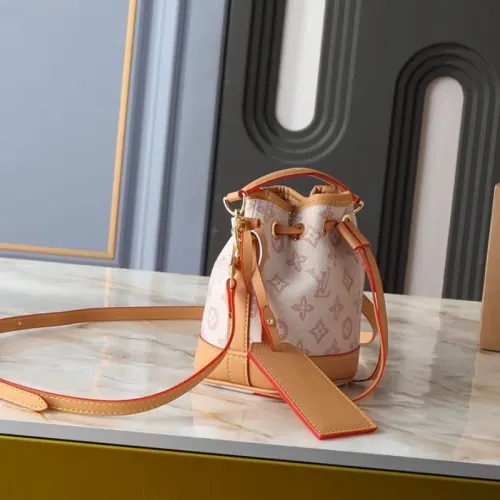 Cheap Louis Vuitton Messenger Bags For Women #1412317 Replica Wholesale [$48.00 USD] [ITEM#1412317] on Replica Louis Vuitton Messenger Bags