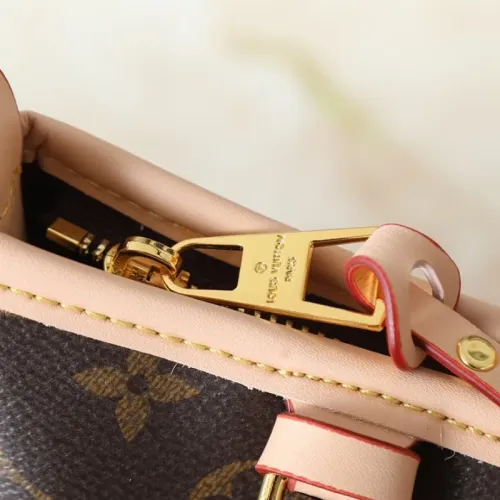 Cheap Louis Vuitton Messenger Bags For Women #1412328 Replica Wholesale [$56.00 USD] [ITEM#1412328] on Replica Louis Vuitton Messenger Bags